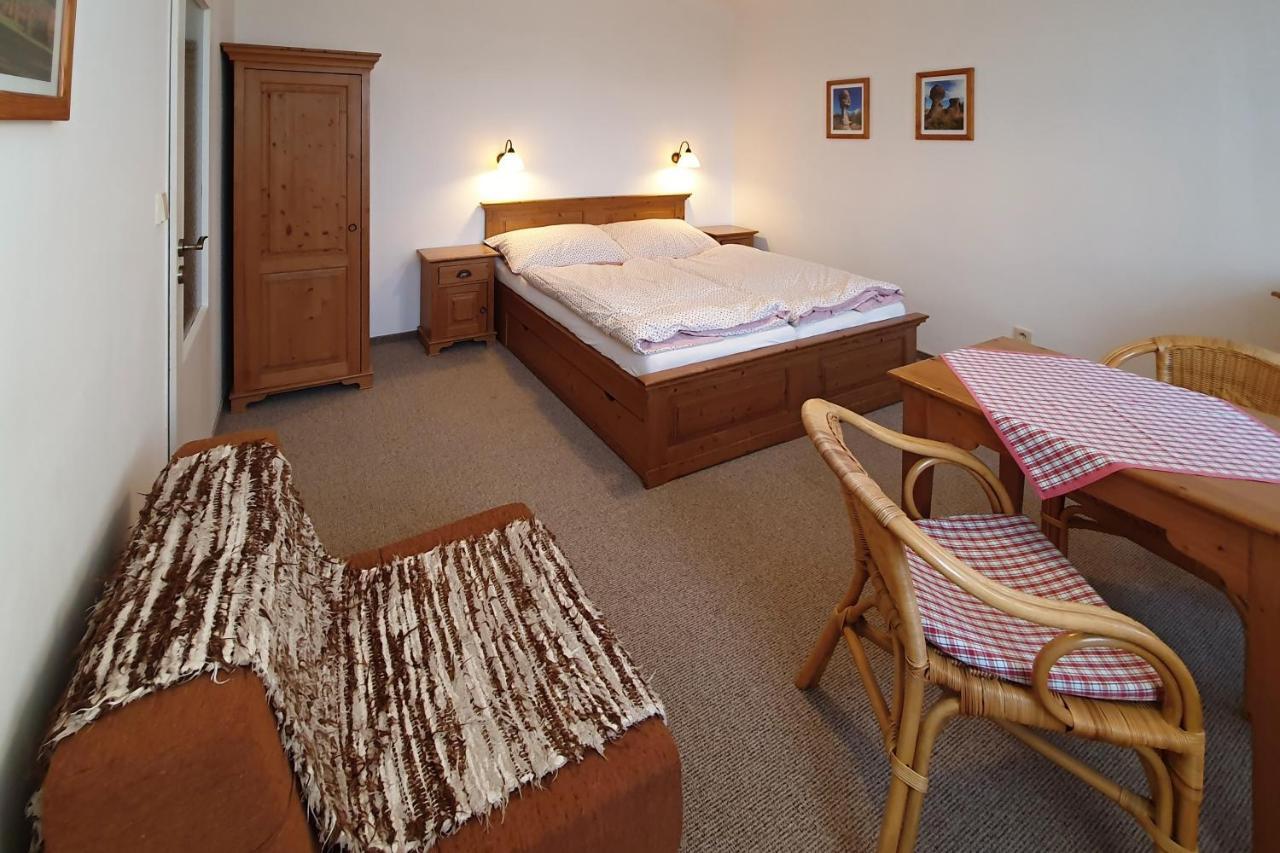 Selsky Dvur 1 Otel Police nad Metují Dış mekan fotoğraf